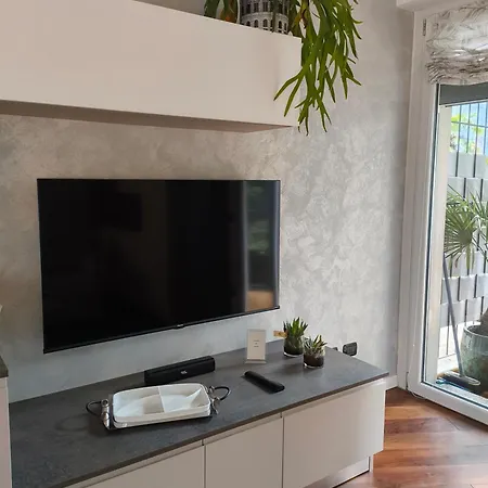 Relaxing Break Lario Lägenhet Gravedona